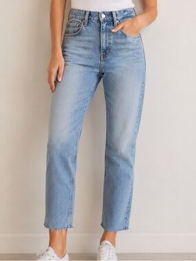 Hollister Ultra High Rise Mom Jeans Raw Hem Cropped Denim Blue Size 00